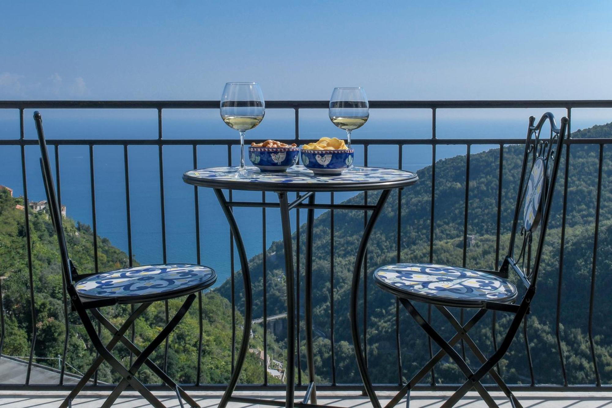 Borgo Virginia - Sea View In Amalfi Coast Διαμέρισμα Vietri Εξωτερικό φωτογραφία