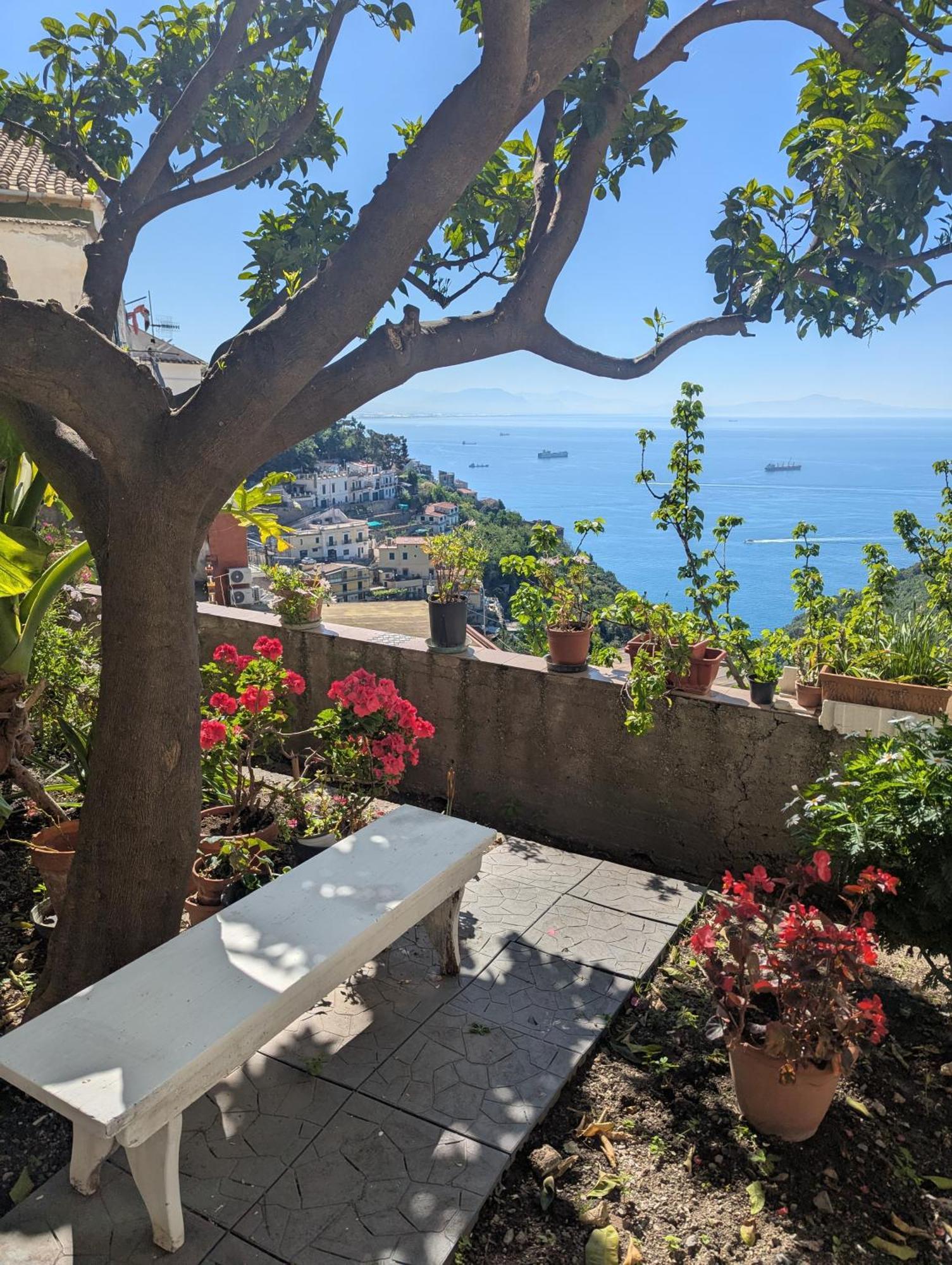 Borgo Virginia - Sea View In Amalfi Coast Διαμέρισμα Vietri Εξωτερικό φωτογραφία